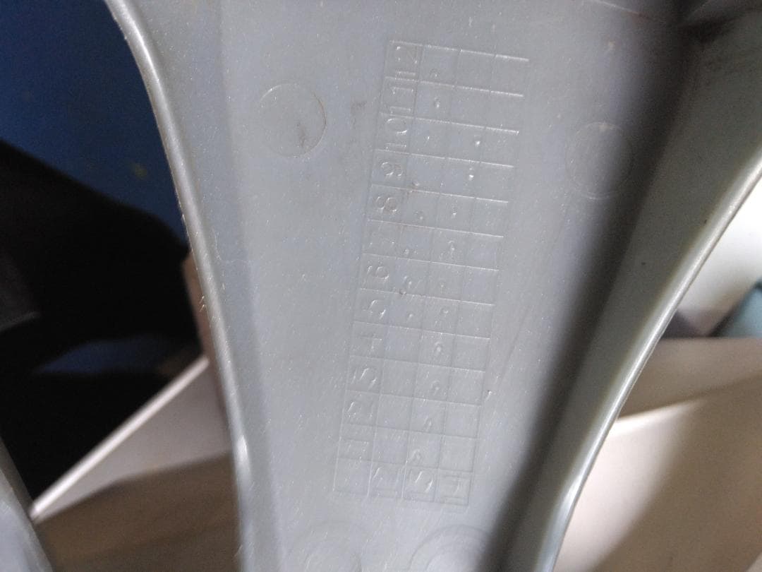 シルバー 10本スポーク ホイールカバー 4枚セット 14 inch