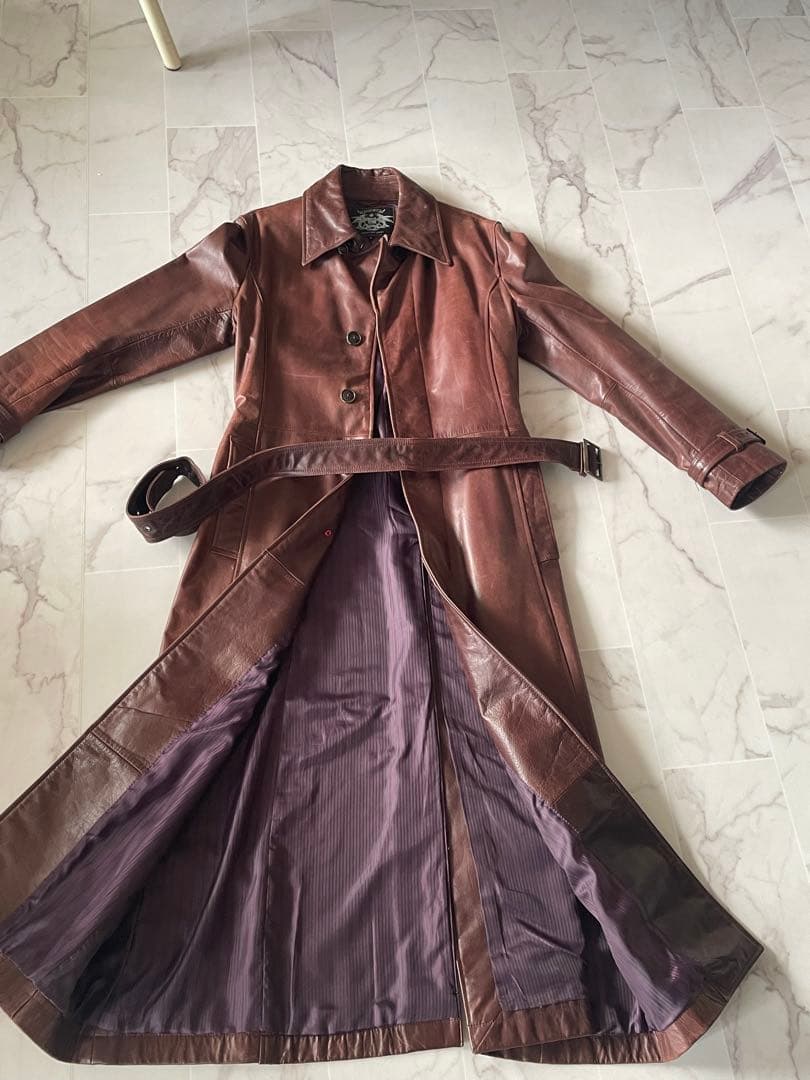 ブラウン本革トレンチコート