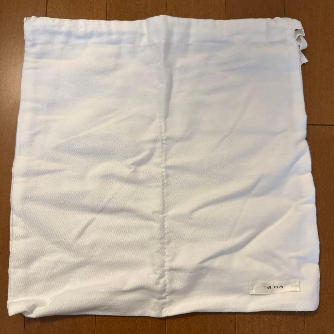 靴 THE ROW FLATS BLACK