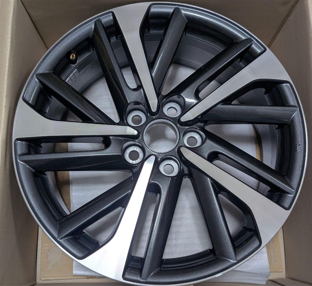 カローラクロス純正ホイール【新車外し】1本　まぁちゃん