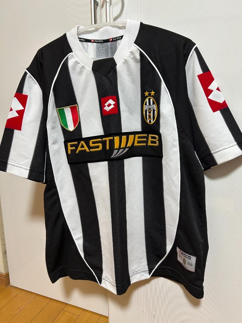 Juventus ストライプシャツ