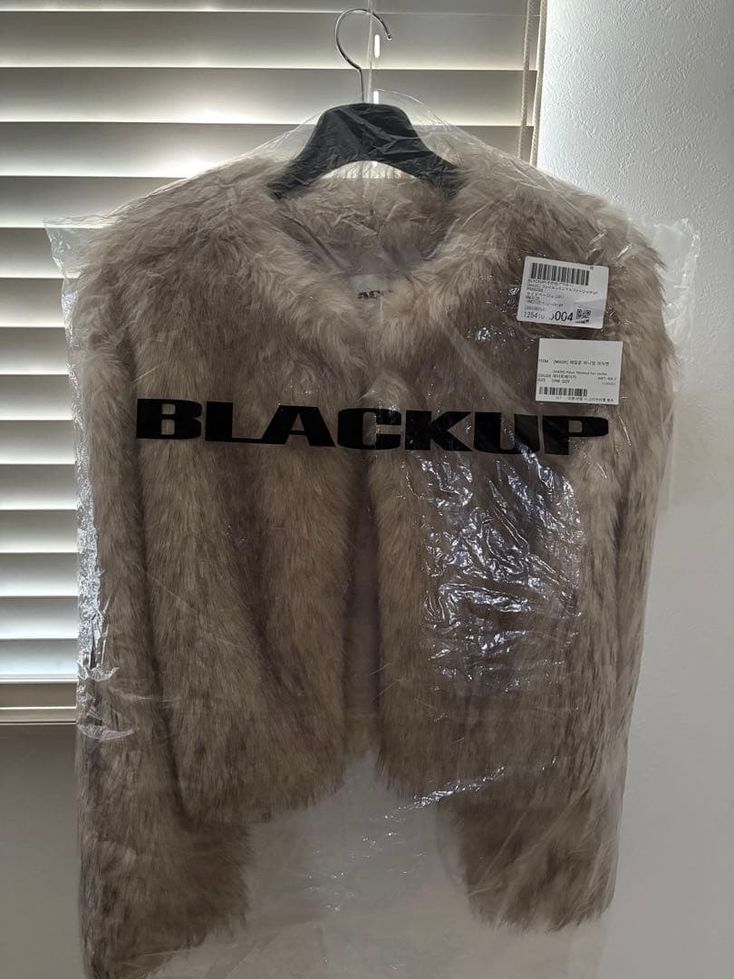 BLACKUP フェイルンミニマルファージャケット　ファーコート　ベージュ　韓国