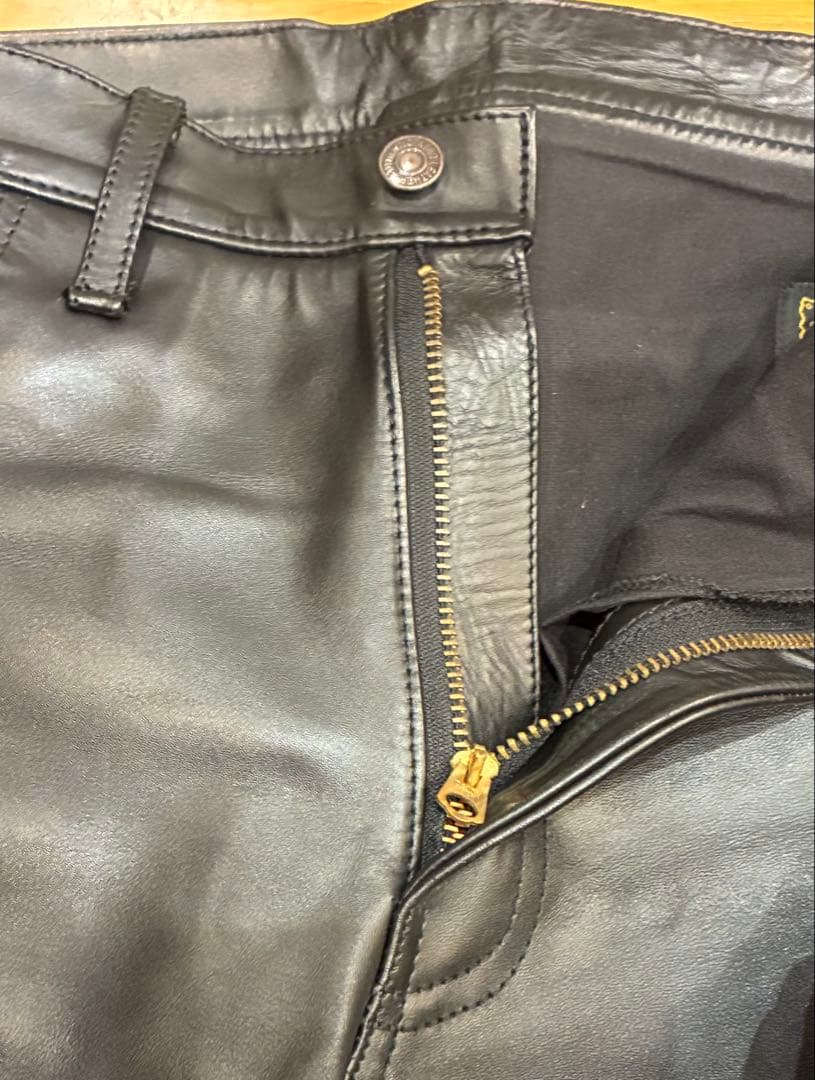 希少　AERO LEATHER エアロレザー　馬革　レザーパンツ　31インチ　M