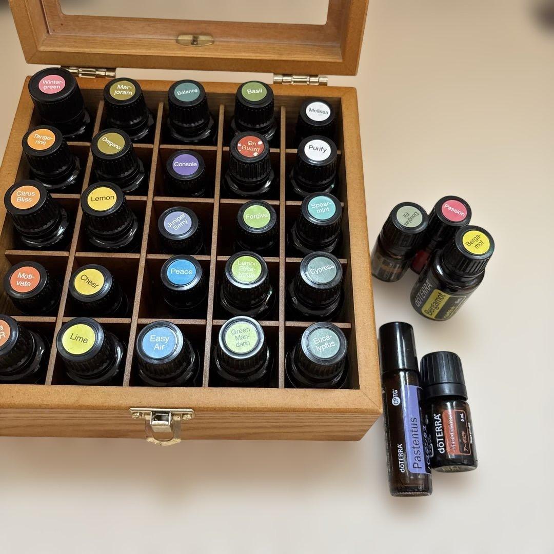 doTERRAエッセンシャルオイル30本　木箱付