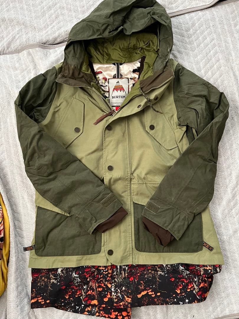 BURTON フード付きジャケット M オリーブグリーン