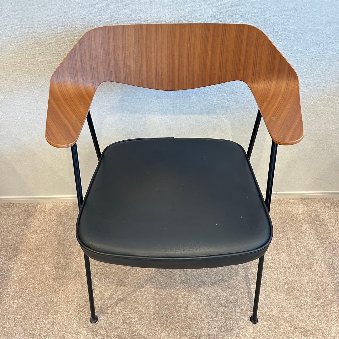 Case Furniture 675チェア ACTUS