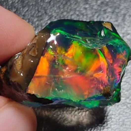 【30CT】　エチオピア　オパール　原石　青　緑　鉱物標本　ウェロ産