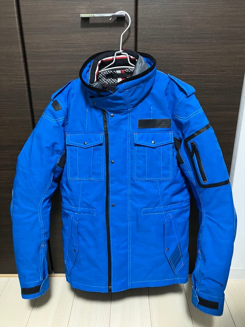 クシタニ　K-2822 ウインターフィンジャケット Lサイズ ライトブルー