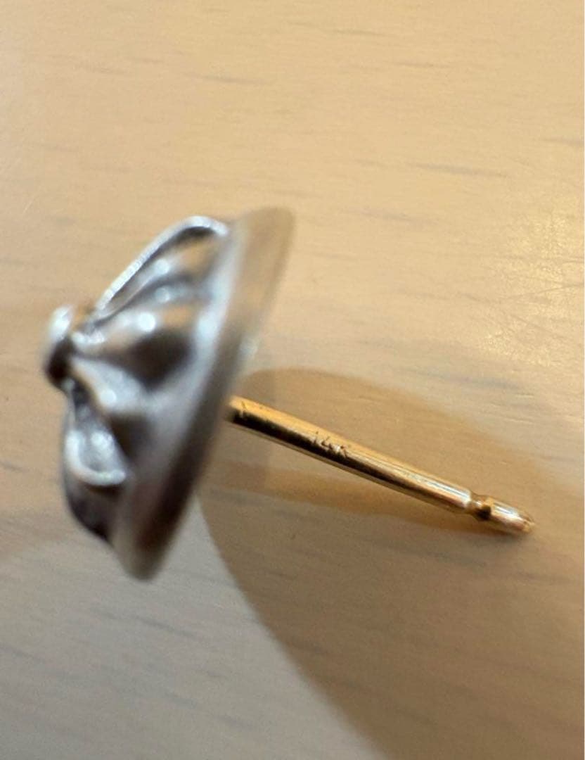 美品　CHROM HEARTS クロムハーツ　クロスボールピアス