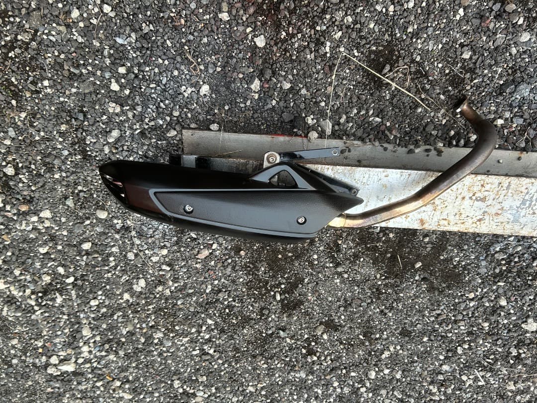 アドレスv125 マフラー