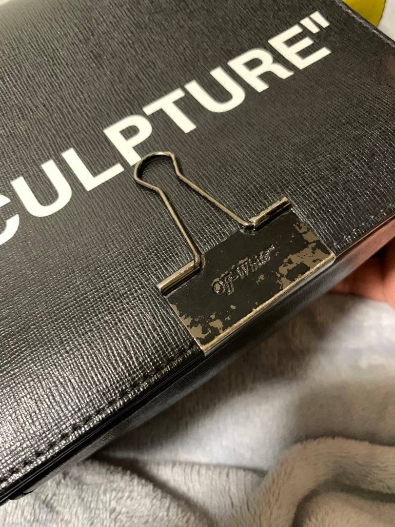 OFF-WHITE \"SCULPTURE\" ショルダーバッグ