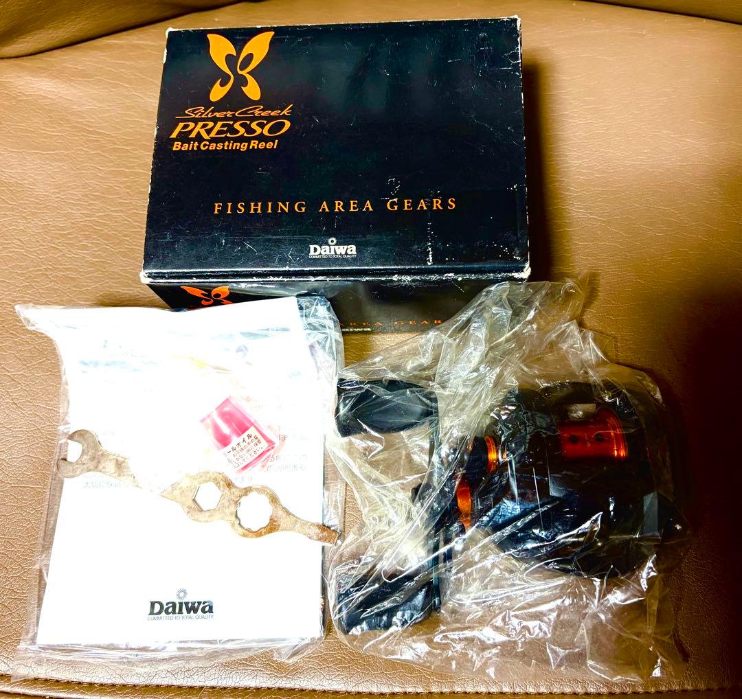 超希少 ダイワ Daiwa PRESSOシルバークリーク プレッソベイト右・新品