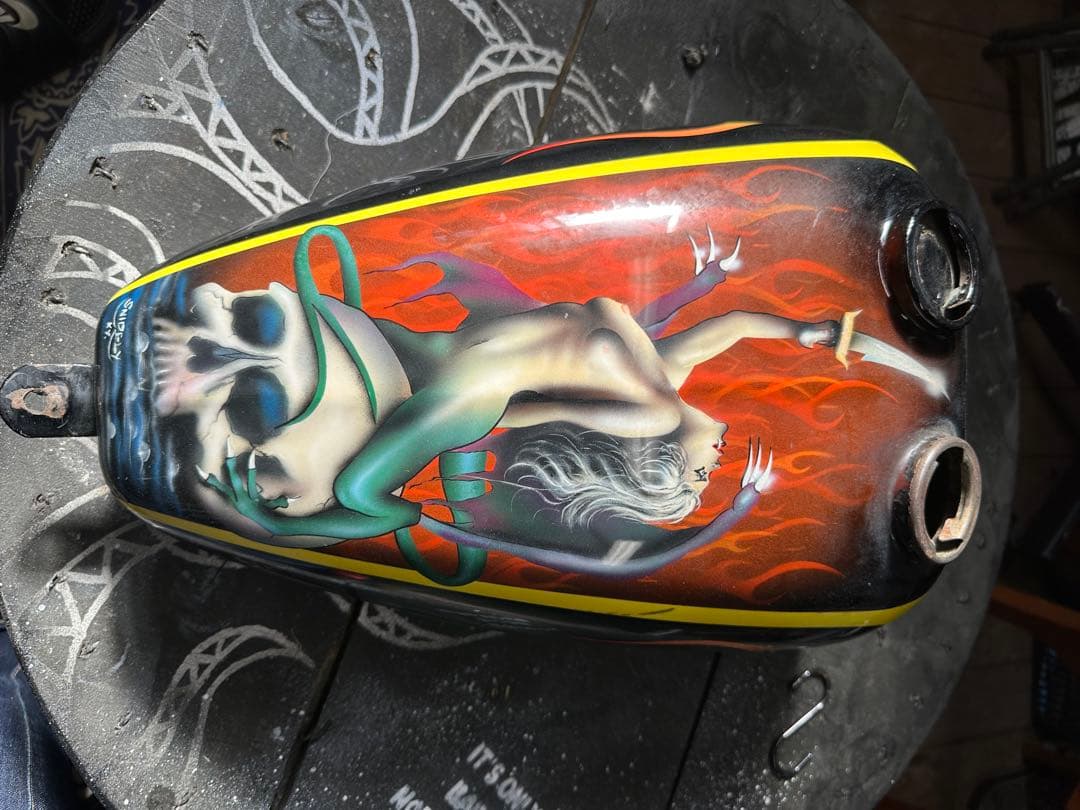 ビンテージ　マスタングタンク