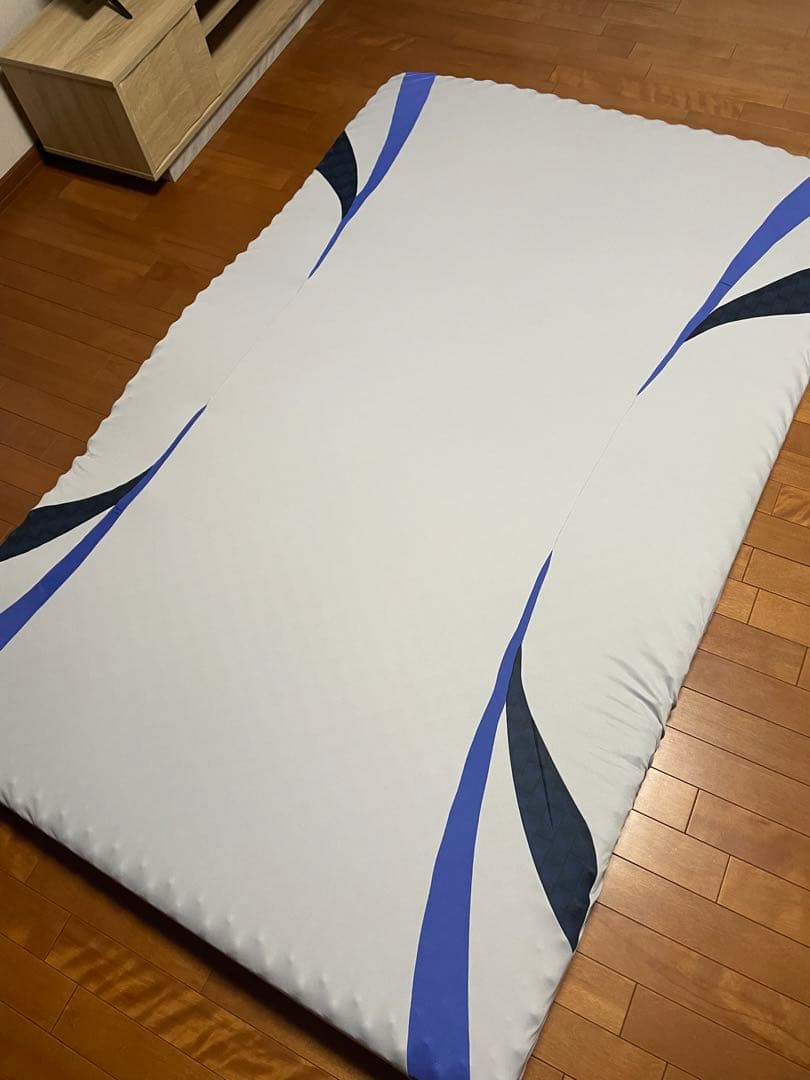 【なで肩】西川エアー01 セミダブルマットレス