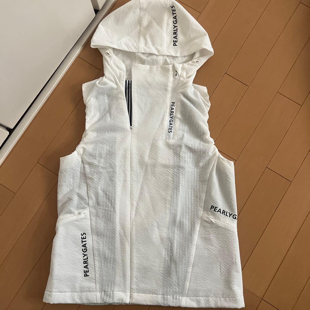 パーリーゲイツ フード付き　ベスト