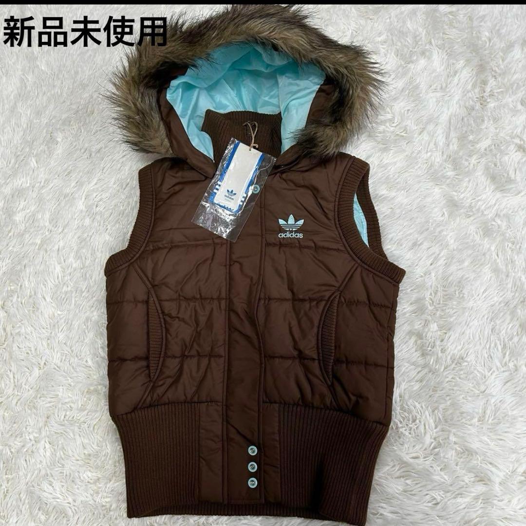 新品タグ付き adidas アディダス オリジナル　ファー付き ベスト　 L