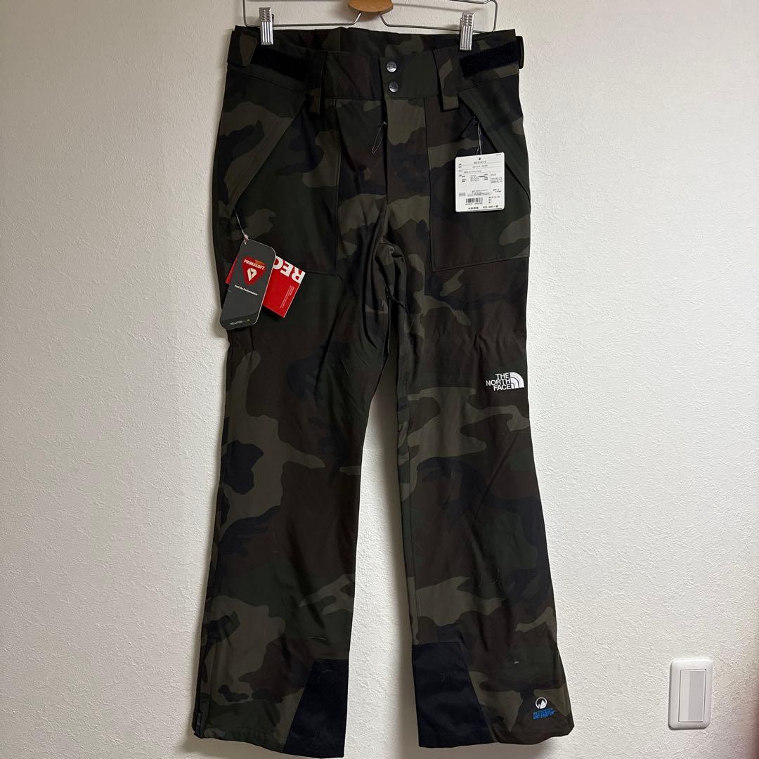 新品THE NORTH FACE ウーマンズ　スノーウェア　迷彩パンツ