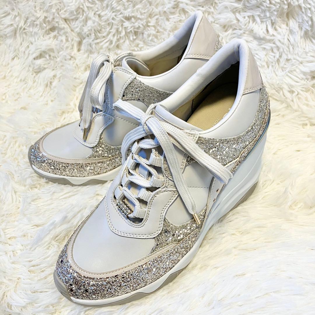 【ほぼ未使用】プラスダイアナ 美脚ヒールアップスニーカー グリッター 25