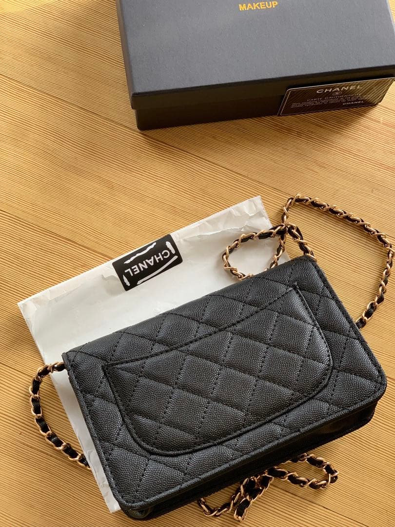 ミルク•*¨*•.¸新品未使用 ショルダーバッグ シャネルロゴCHANEL