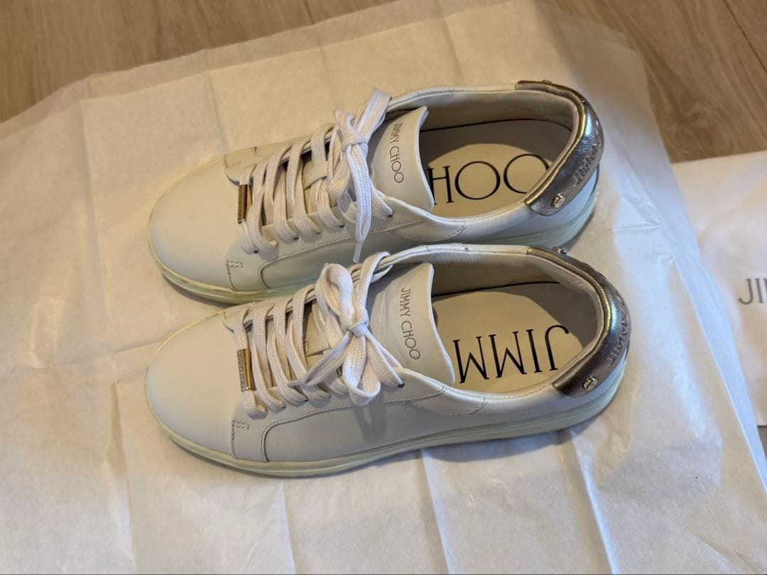 JIMMY CHOO ホワイトレザースニーカー
