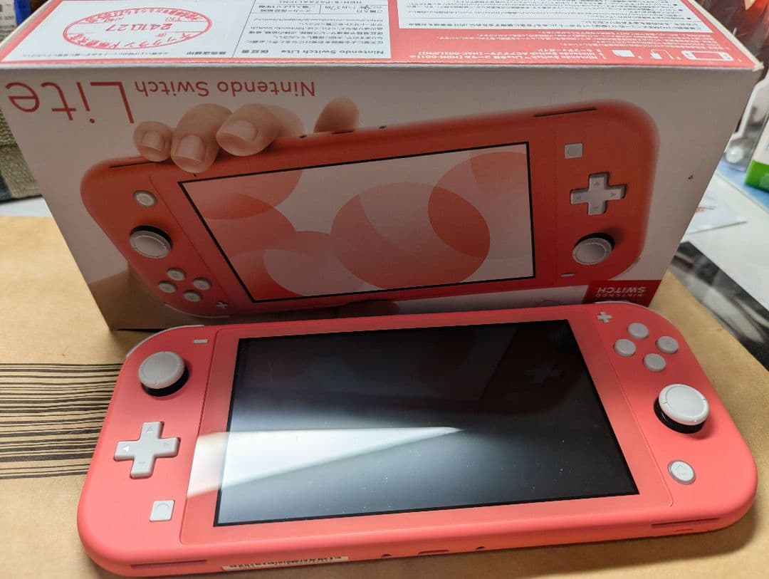 Nintendo Switch LITE コーラル 充電器付き