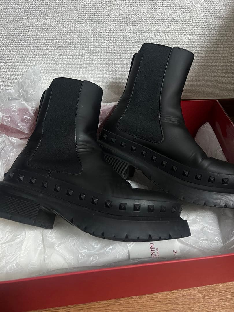 ヴァレンティノ　メンズ　サイドゴアブーツ