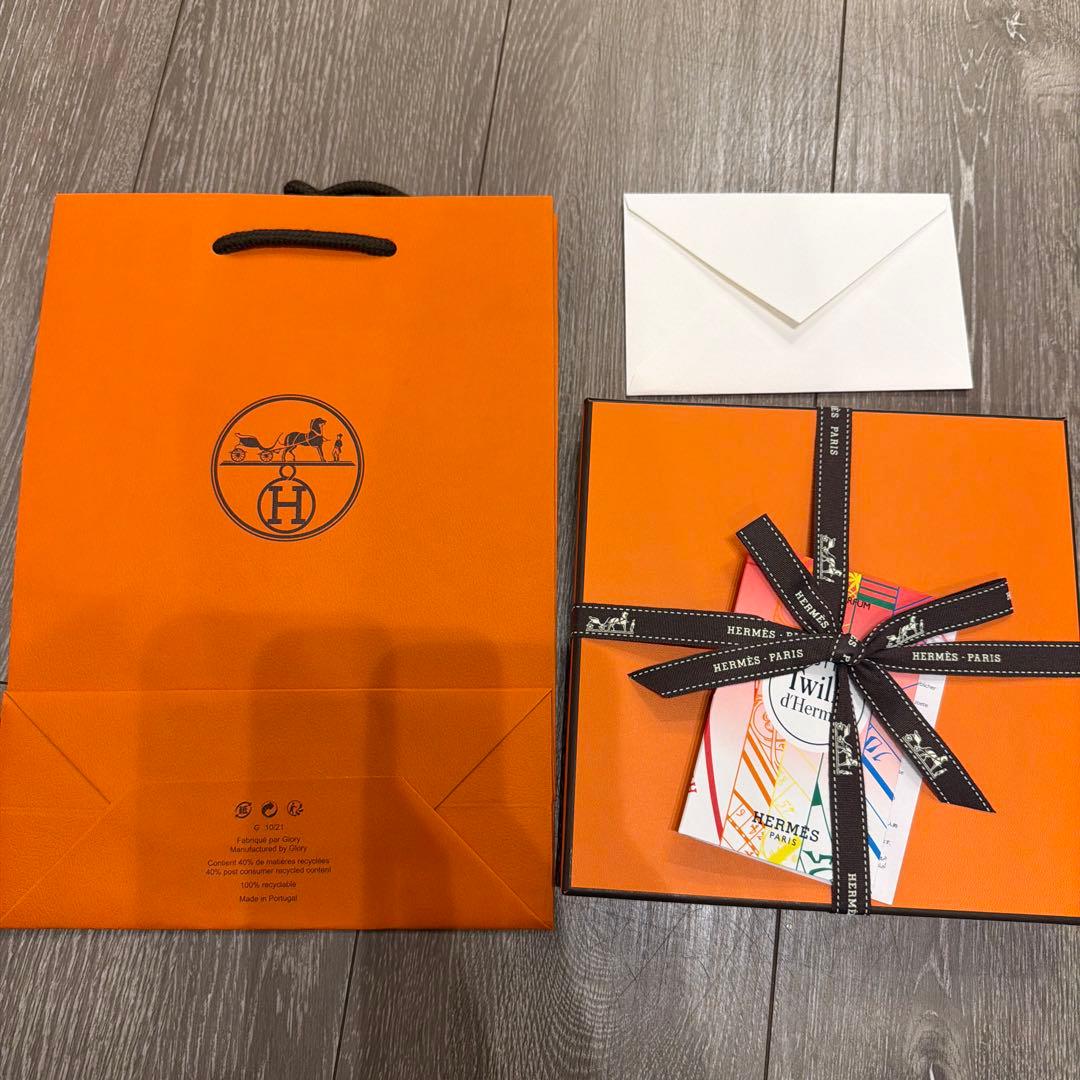 HERMES アイシャドウパレット & マスカラ セット