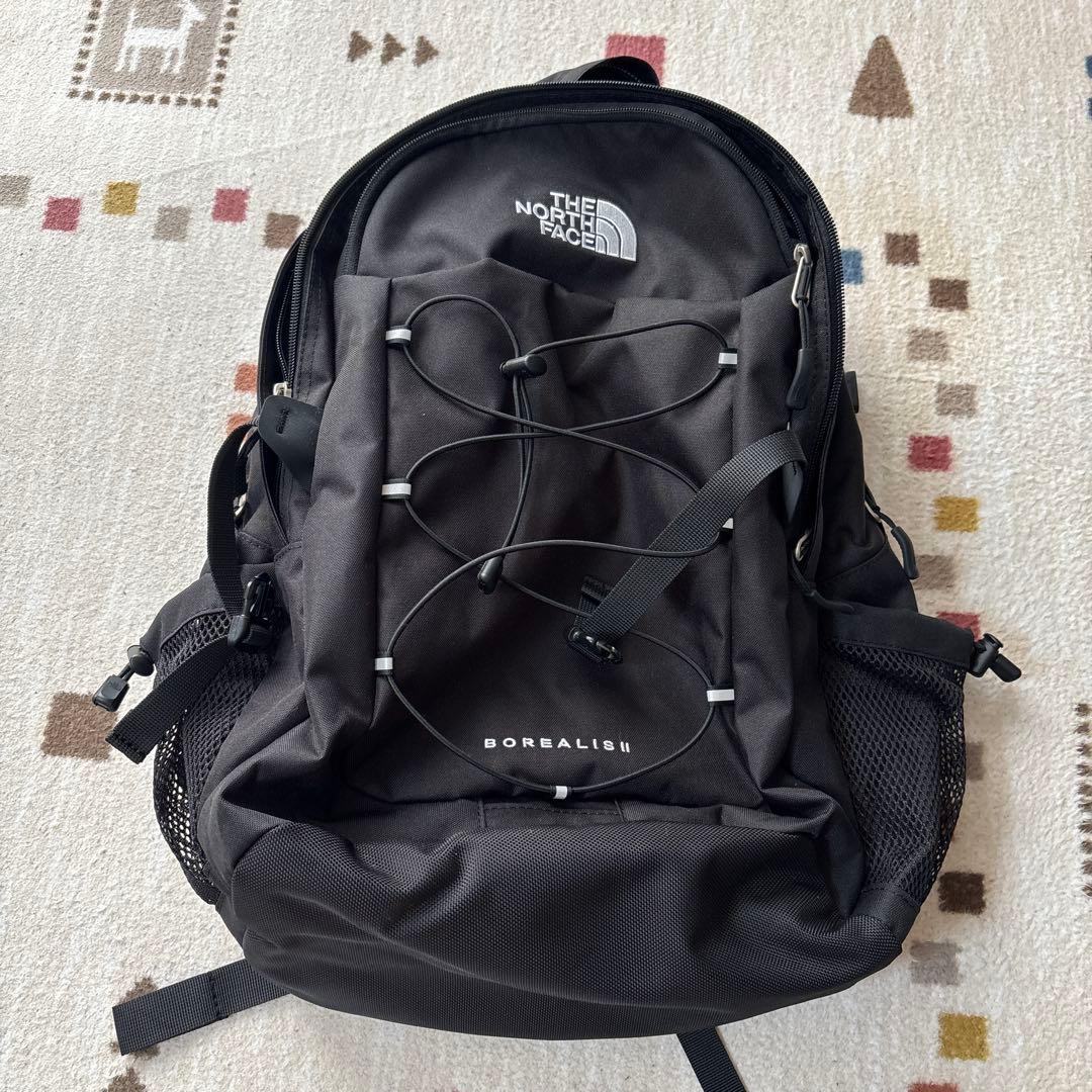 ノースフェイス　韓国　リュック32リットル