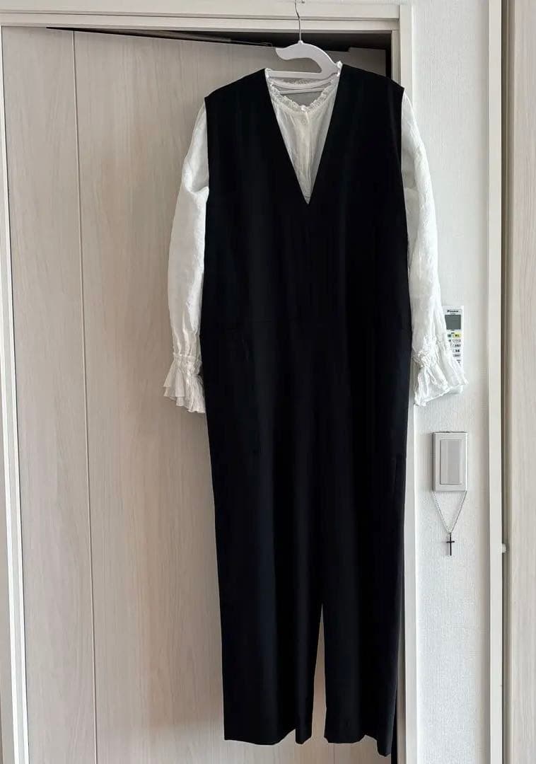 週末セール　オネット　Ｖネックサロペット