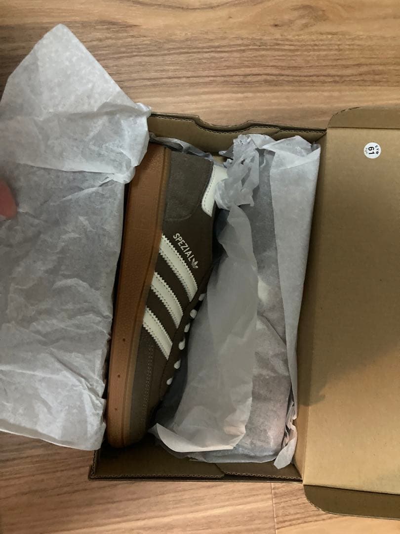 adidas SPEZIAL ブラウン スニーカー