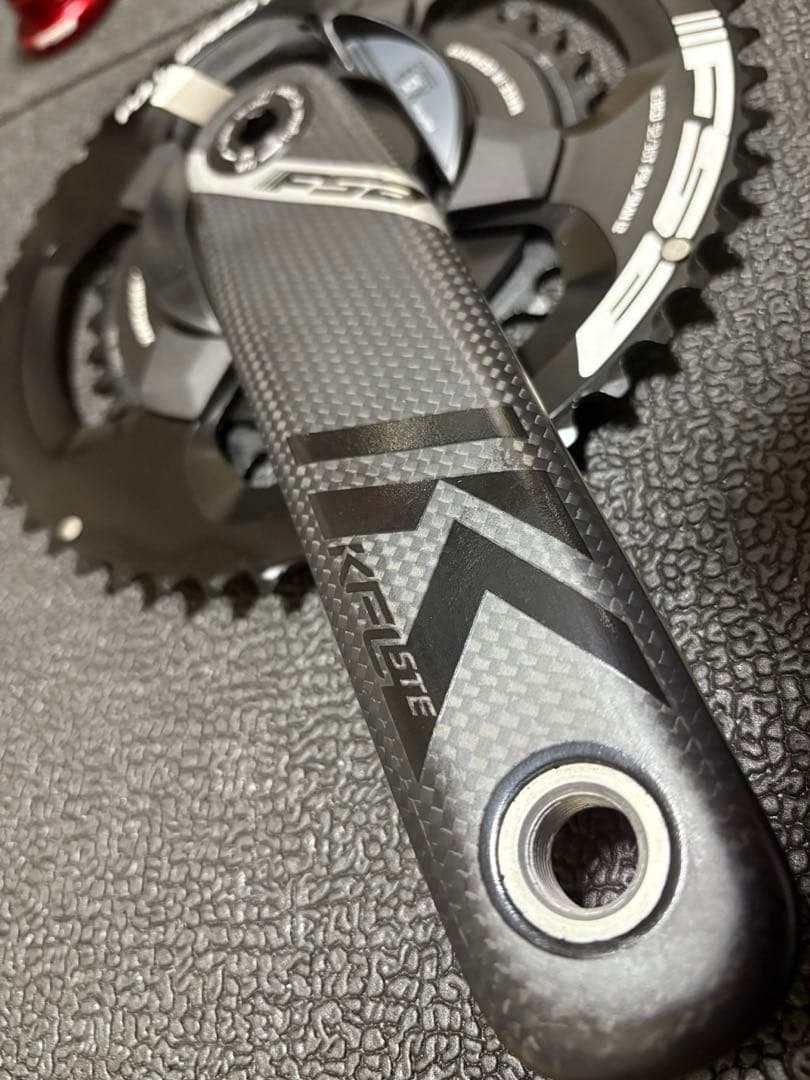 FSA パワーメーター　カーボンクランクPOWERBOX セラミックBB付き