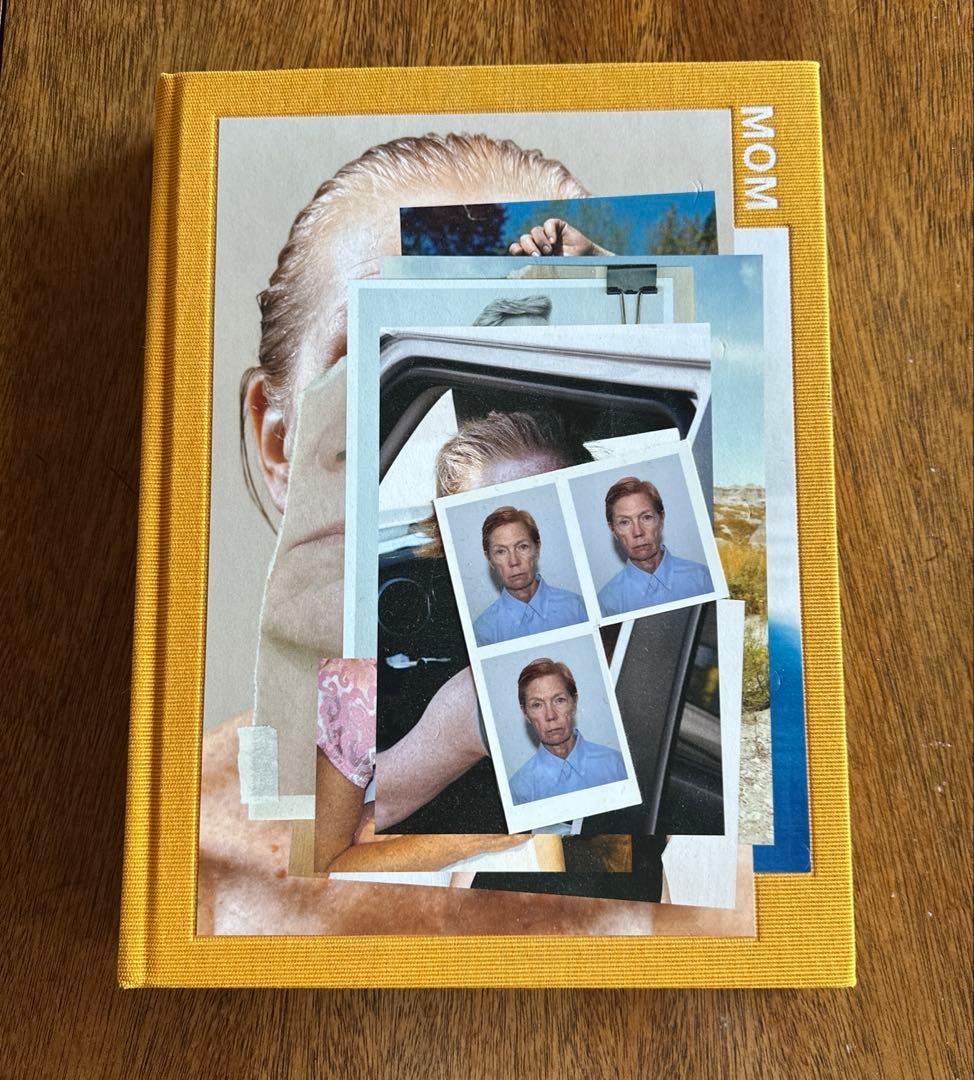 MOM ｜ Charlie Engman（チャーリー・エングマン） 写真集