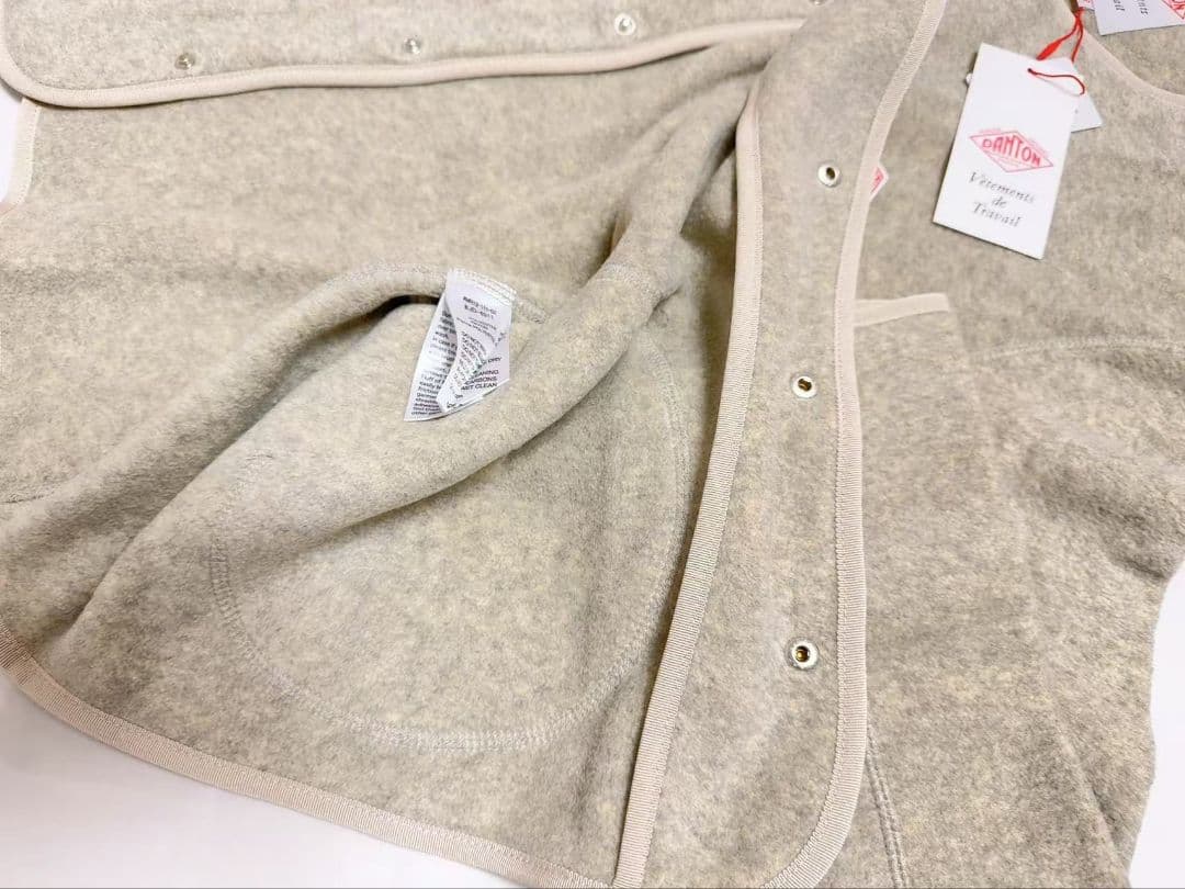 [タグ付き 未使用品]フリースノーカラージャケット レディース マーブル38