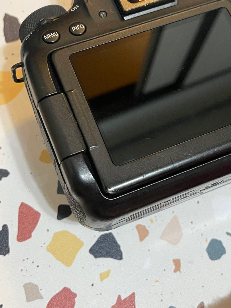 EOS 6D MarkII 本体