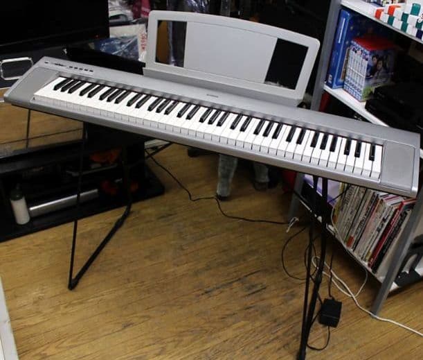【みけ】美品！ YAMAHA 電子ピアノ NP-30S スタンド付