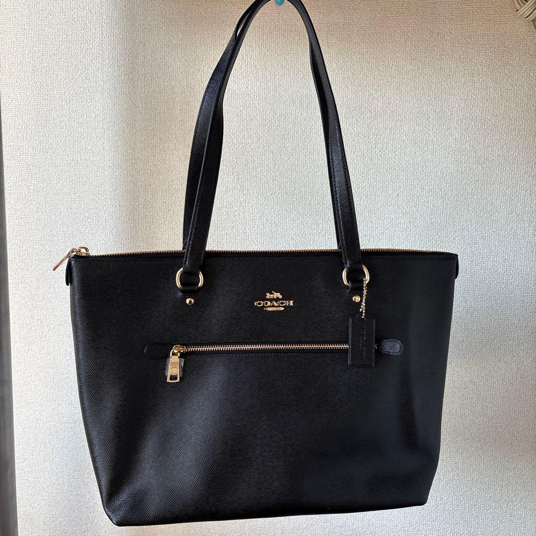 COACH ブラック レザートートバッグ