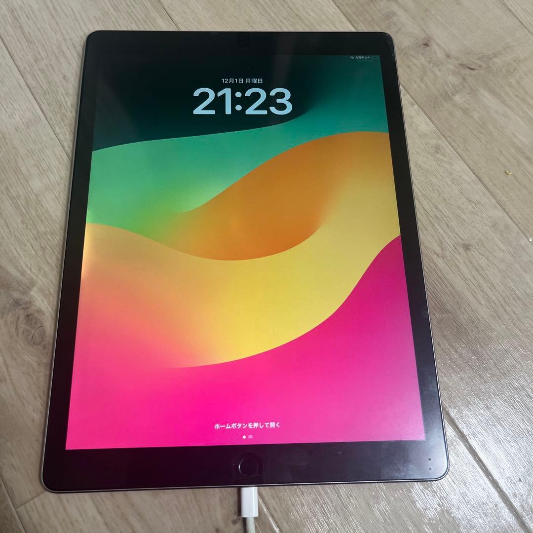 Apple iPad 12.9 第二世代　64GB スペースグレー