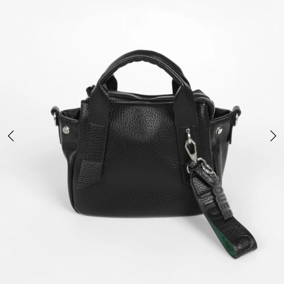 nouer 2way ショルダーバッグ ブラック チャーム3点付き