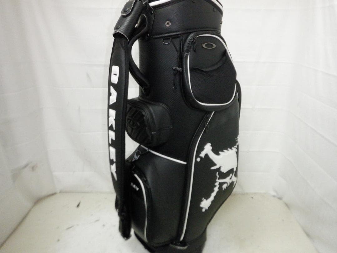 OAKLEY★オークリー★スカル★9.5型★美品★スタッフ(BK×WH)