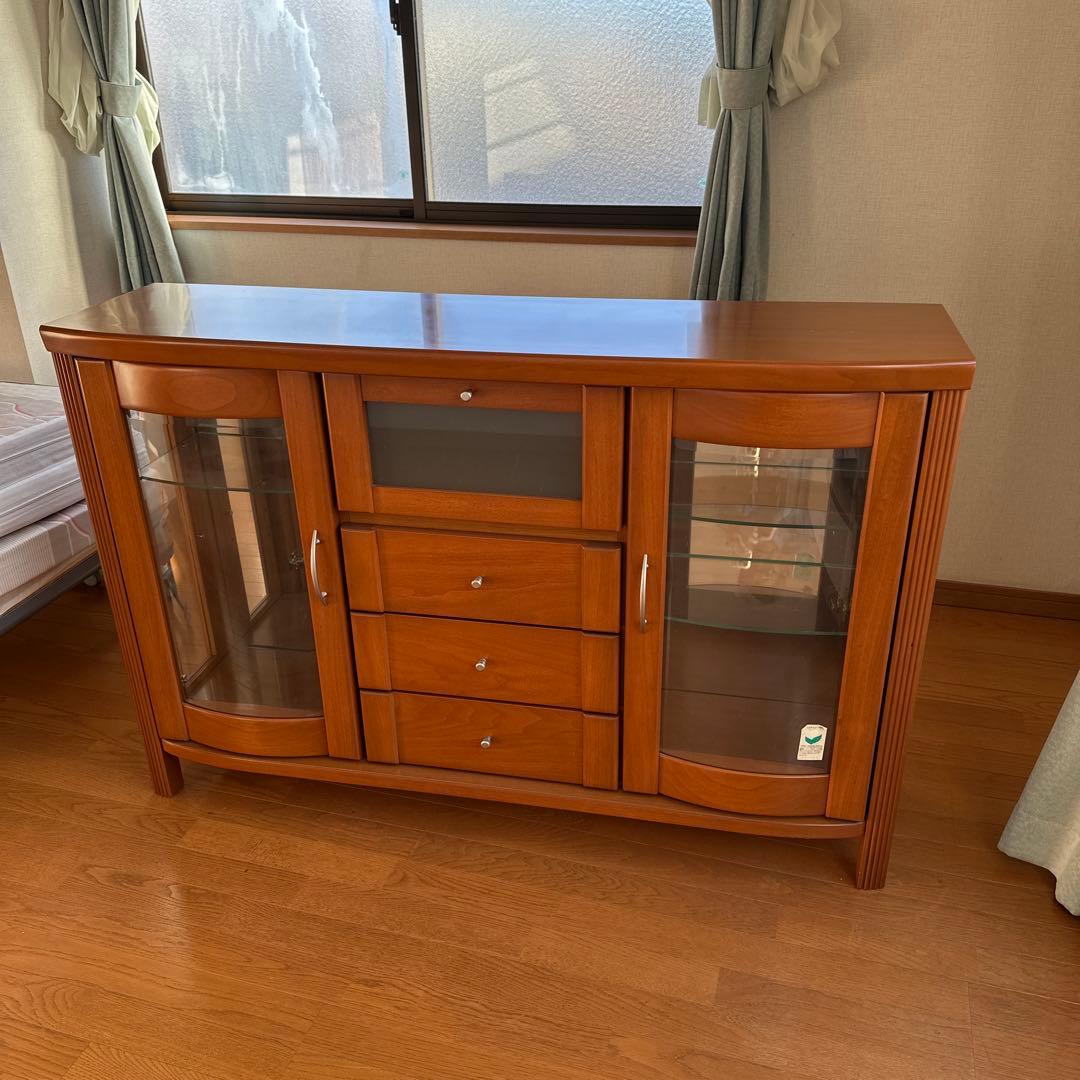 【おすぎです】高級ブラウン木製キャビネット ガラス扉付き（美品）