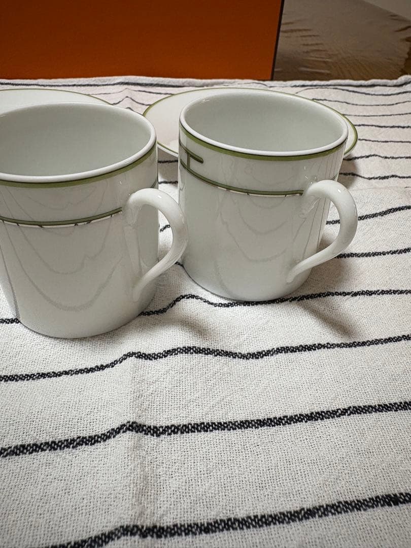 HERMES リズムグリーン　カップアンドソーサー2客