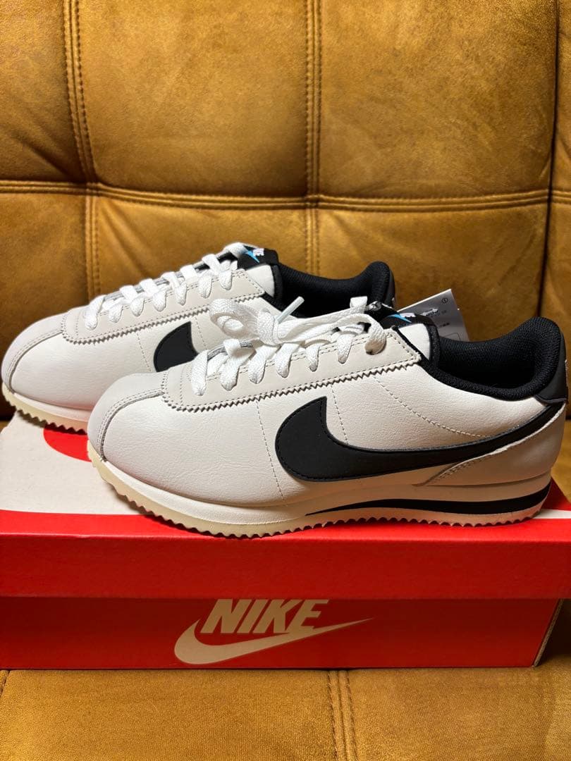 新品　NIKE ナイキ ウィメンズコルテッツ SE