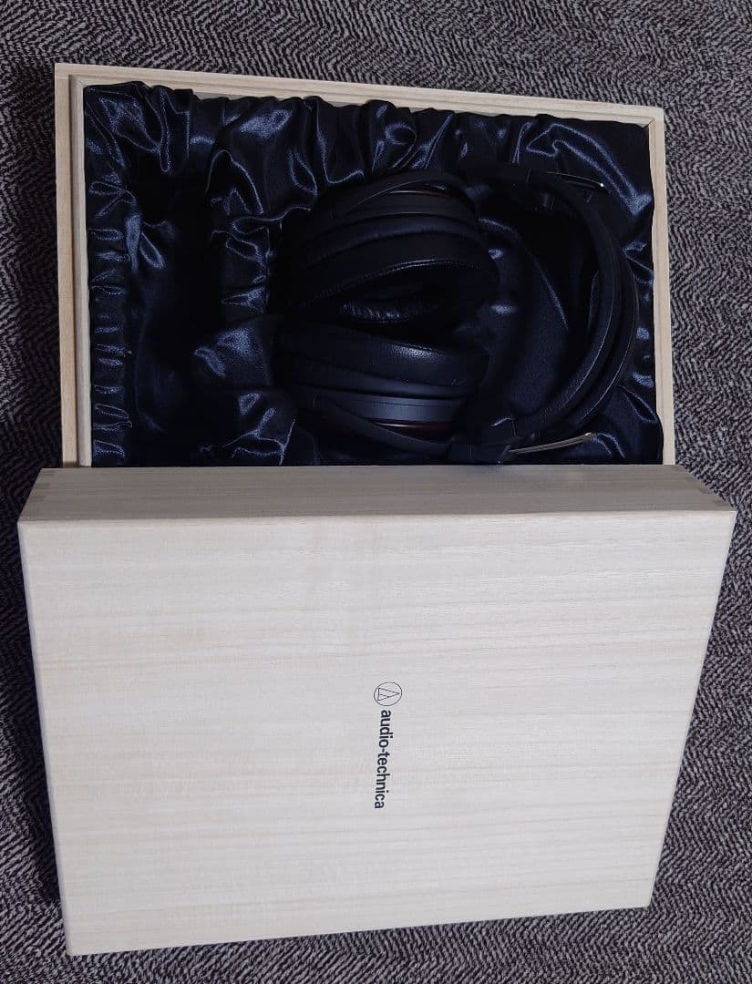 audio-technica ATH-AWKT ヘッドホン