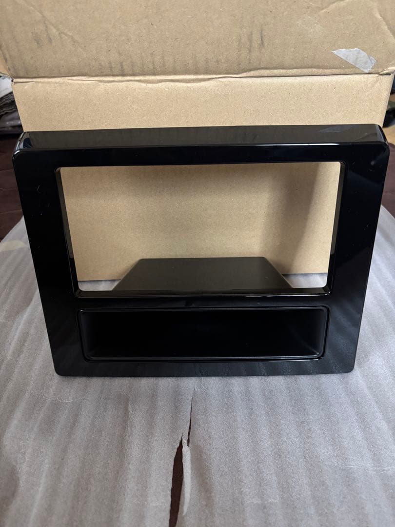 現行デリカD5用ワイド2DINナビパネル