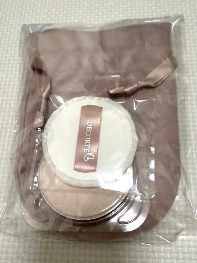【新品】DECORTÉ プレストパウダーレフィル & ポーチ &パフセット