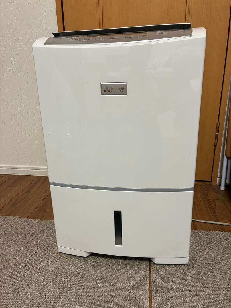 三菱　除湿機　MJ-PV240RX ジャンク