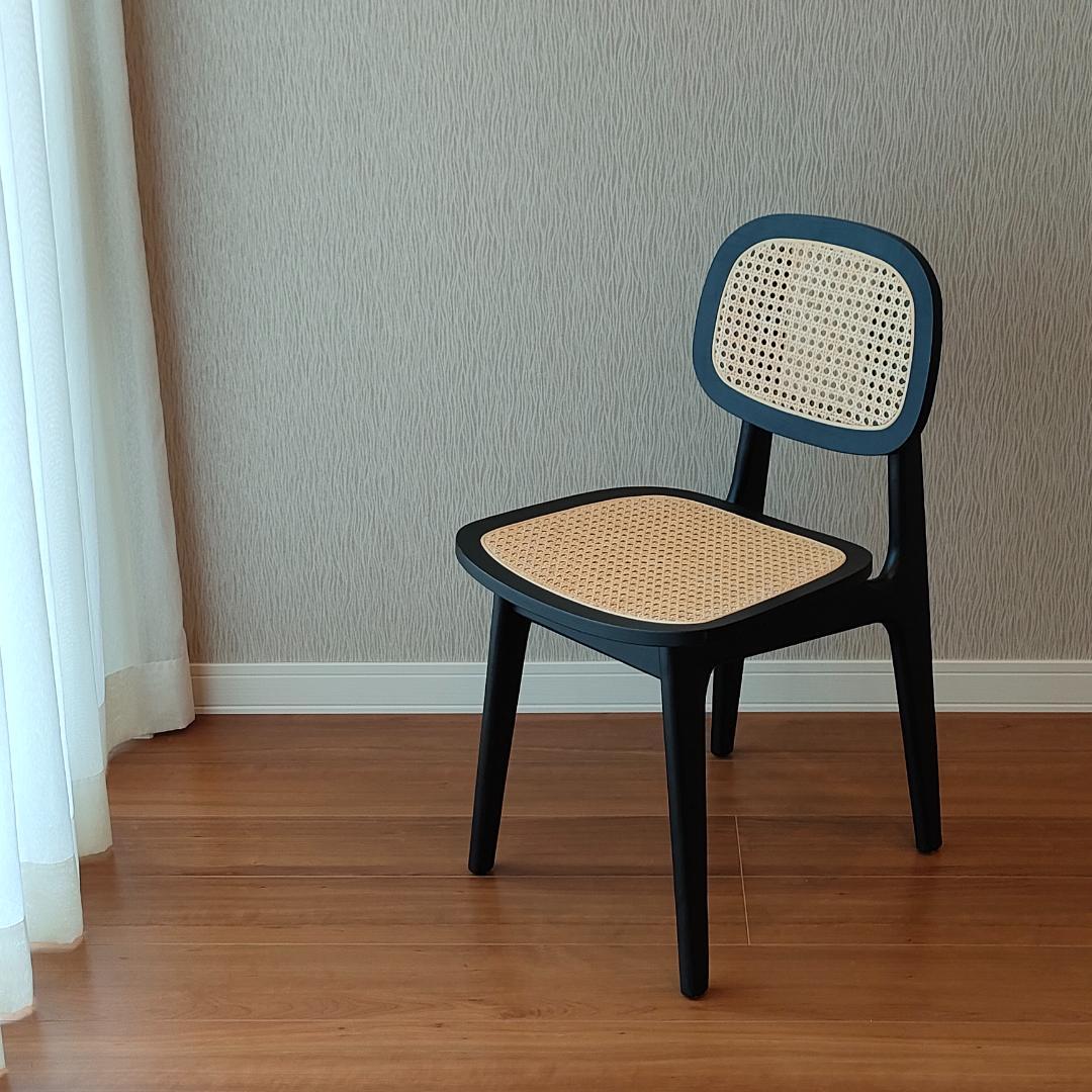 ラタン　ダイニングチェア　ブラック　ウッドラタンチェア