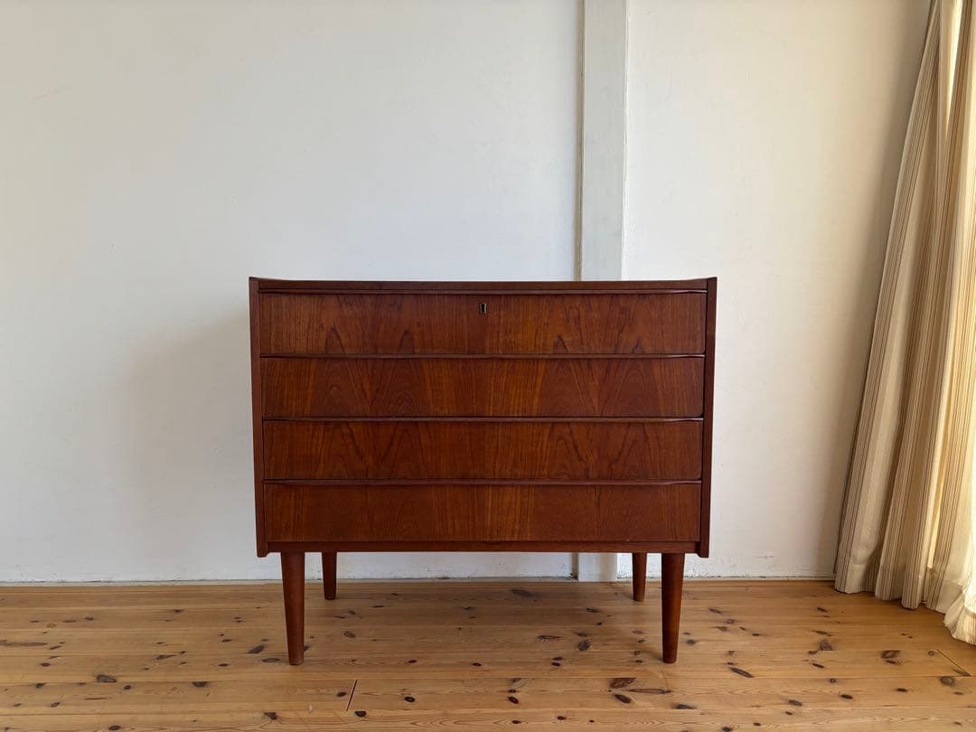 北欧ヴィンテージ　チーク　デンマーク　チェスト