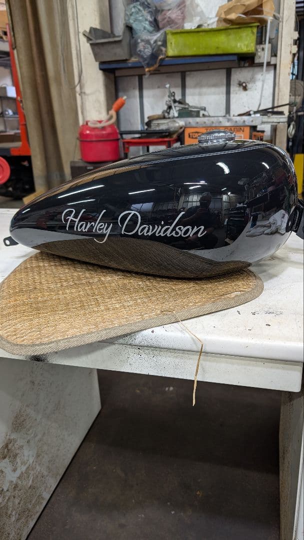 スポーツスター 2007〜2011年式 17L 純正タンク おまけ付き