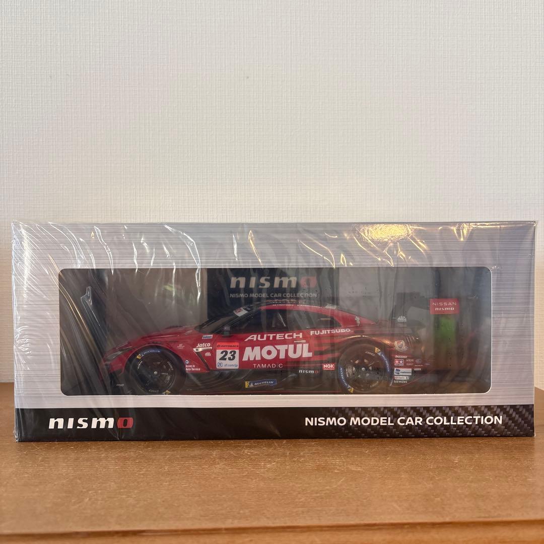 ミニカー 1/18 MOTUL AUTECH GT-R SUPER GT